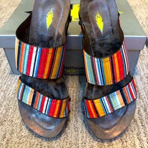 Adorable Volatile Serape Wedge Sandals